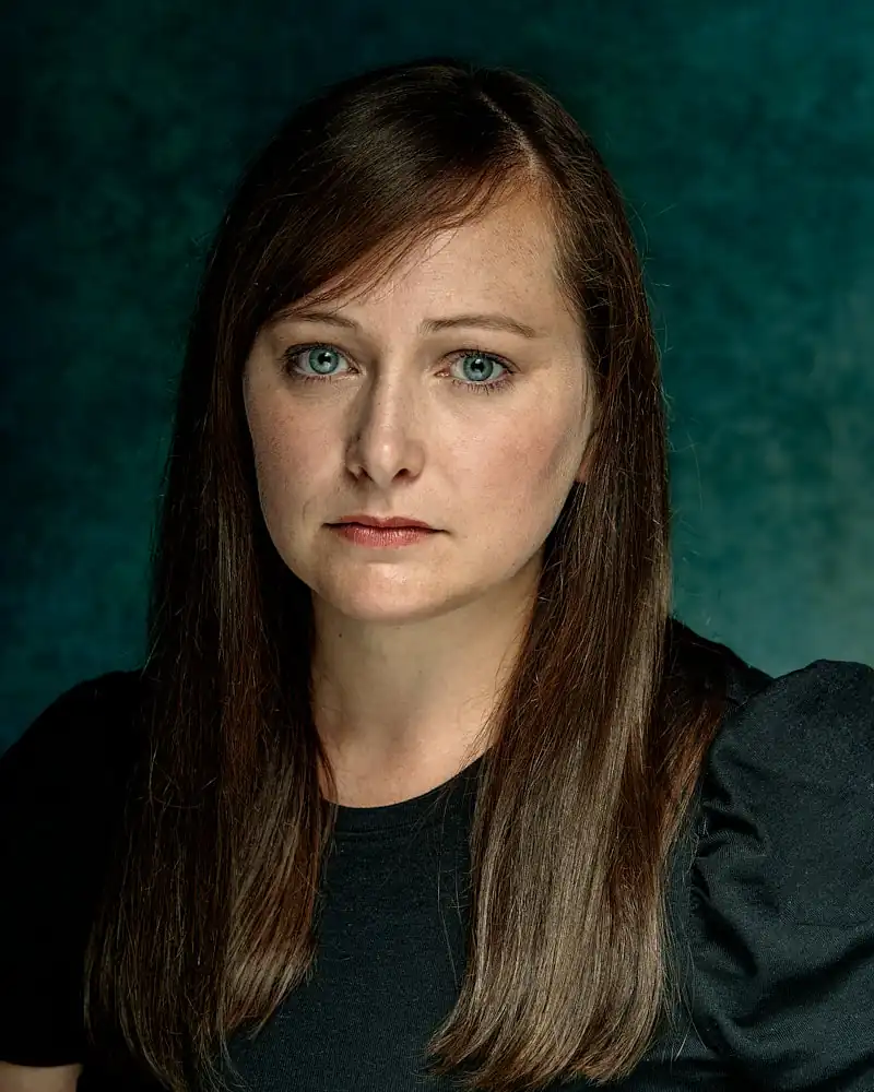 Actor headshot of Nikki Reynolds