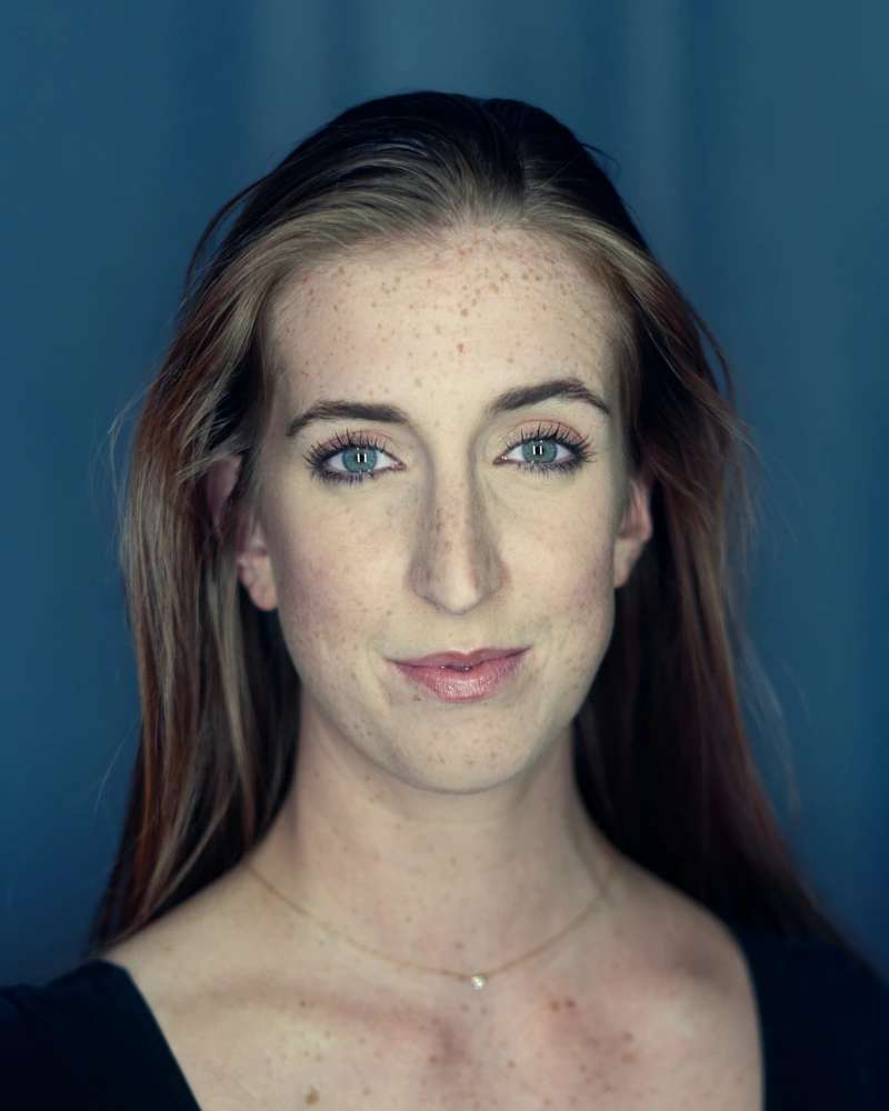 Actor headshot of Mollie Simpson